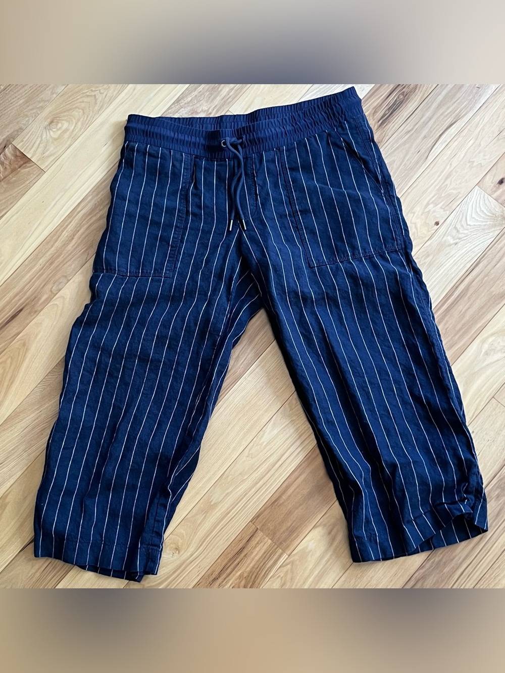 Athleta Navy Pinstripe 100% Linen Crop Pants Drawstring Waist Size 10P Petite